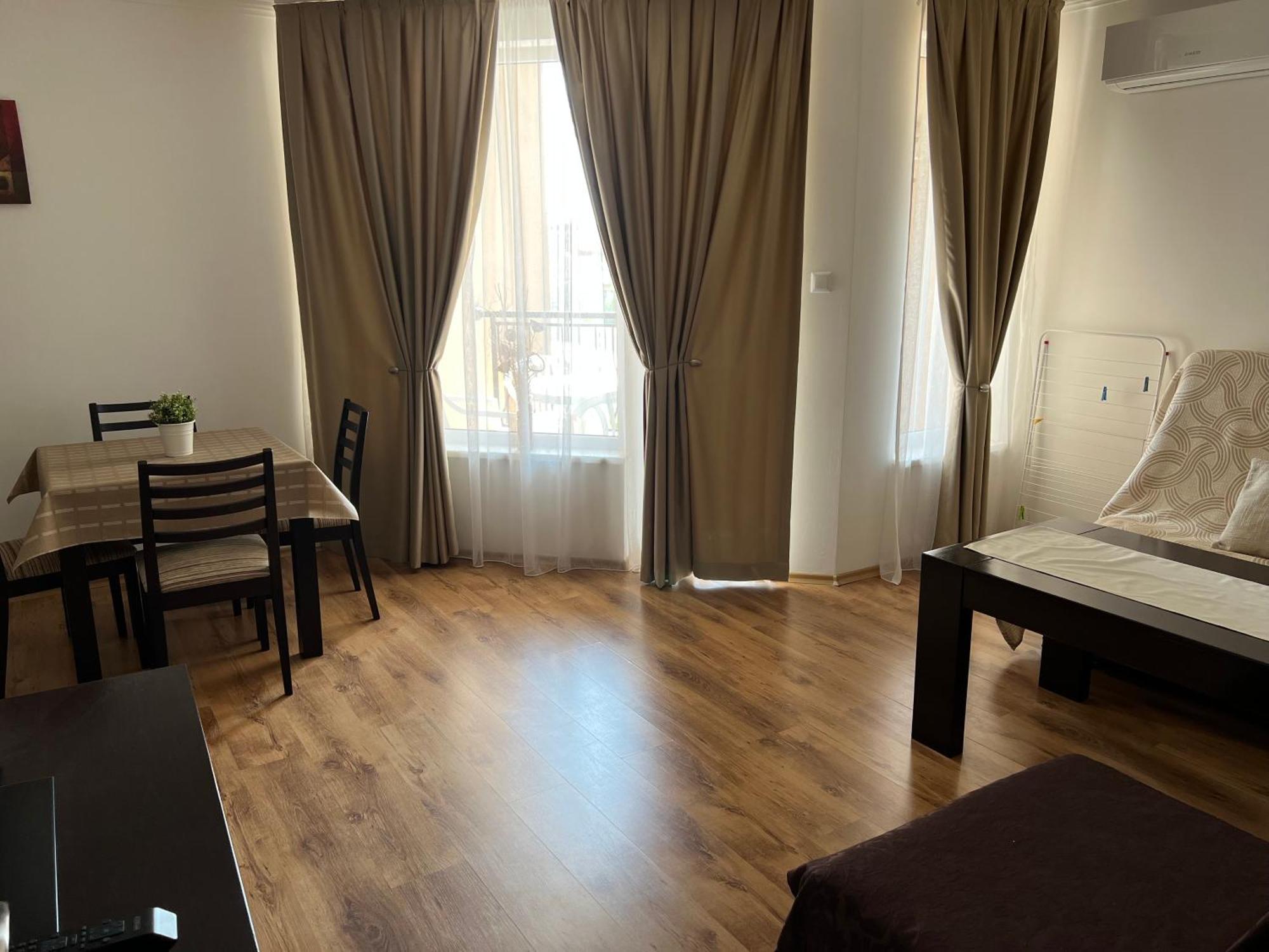 Antorini Apartments Sveti Vlas Eksteriør billede