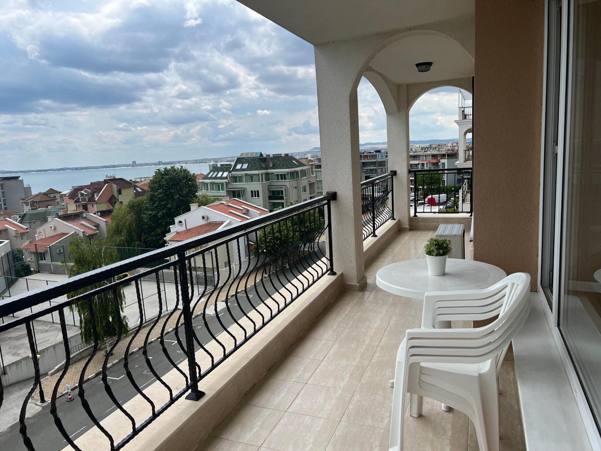 Antorini Apartments Sveti Vlas Eksteriør billede