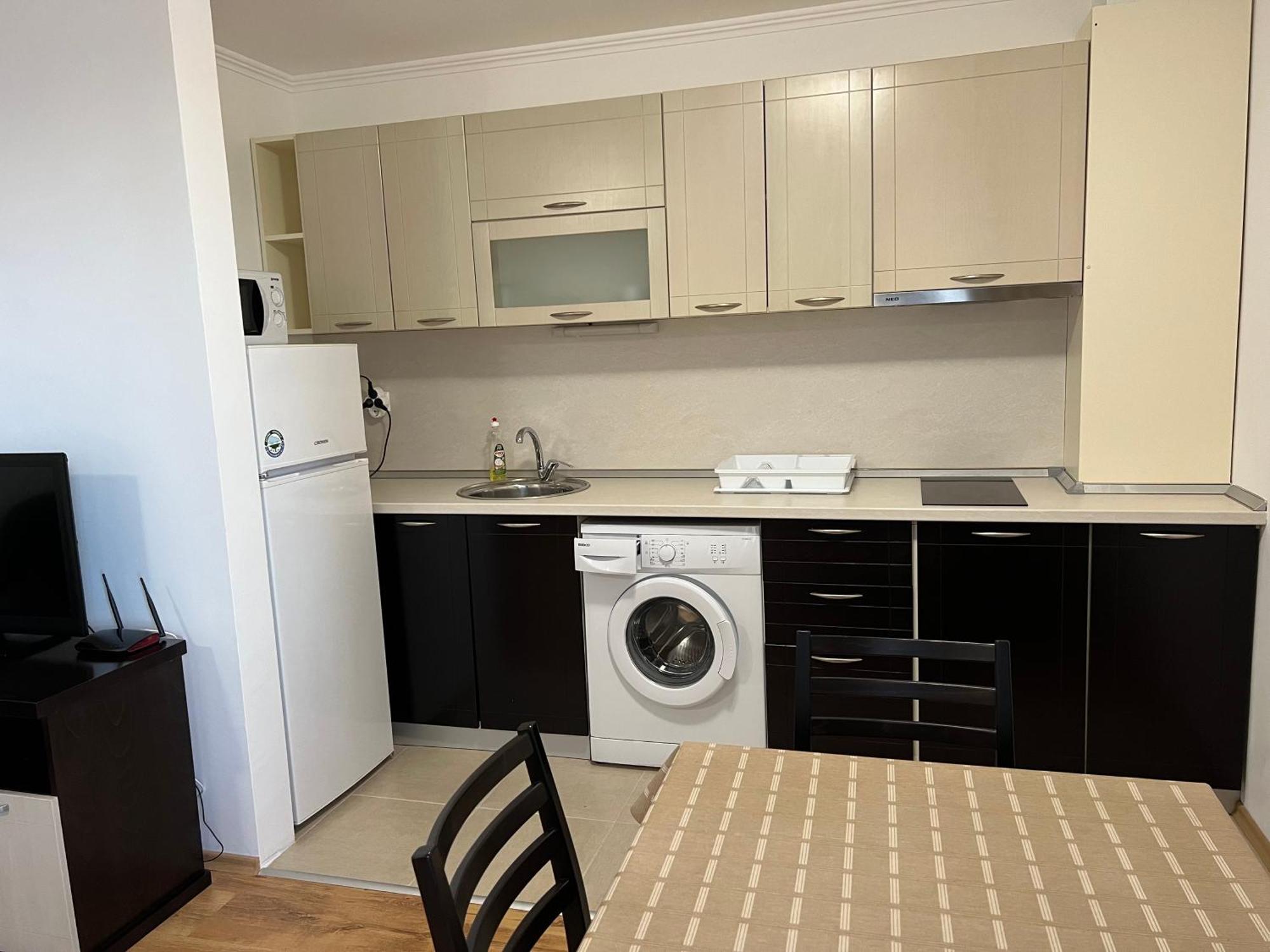 Antorini Apartments Sveti Vlas Eksteriør billede